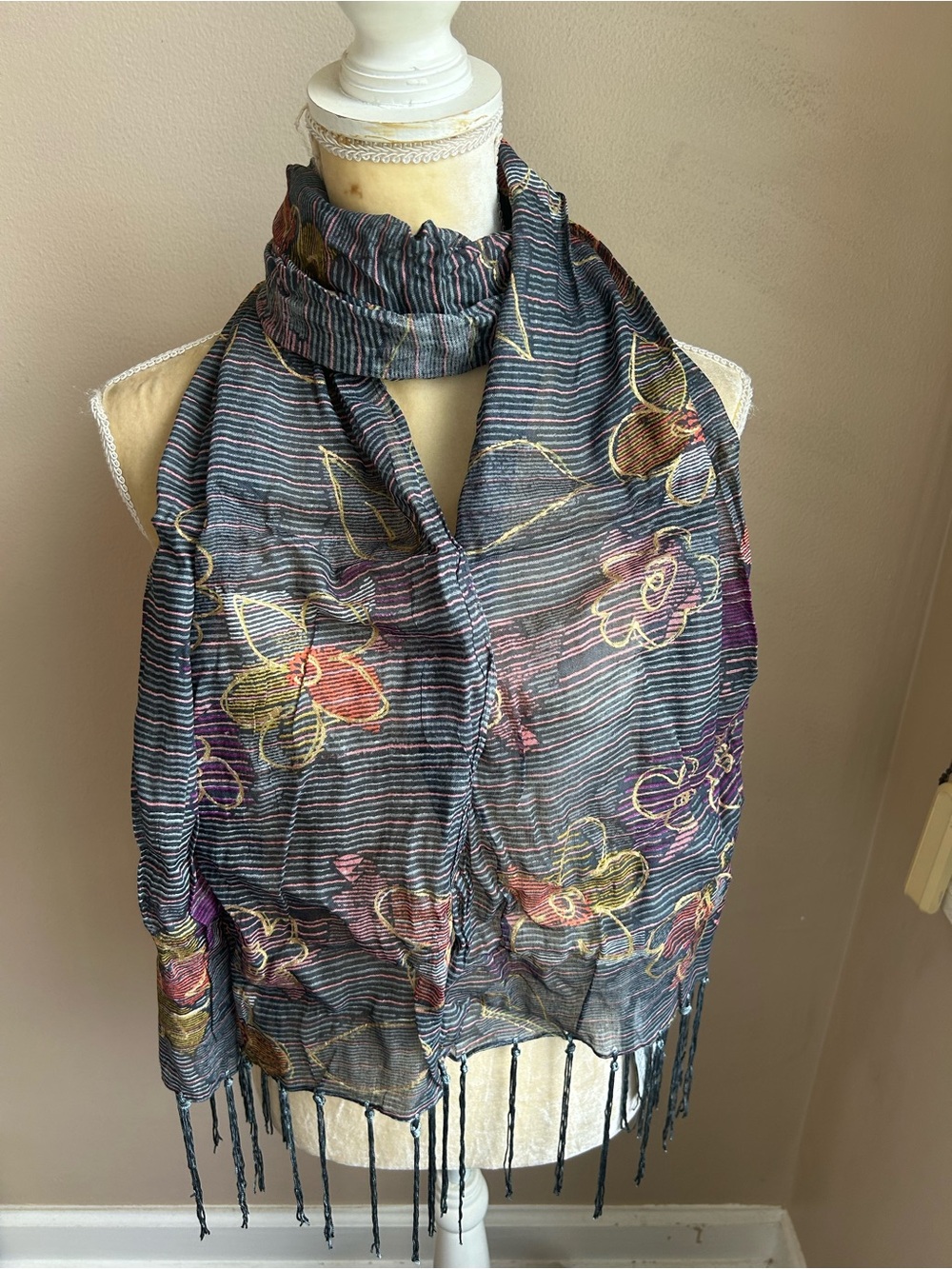 Ecoté Women’s Scarf New Striped Gold Floral 5001-3102
